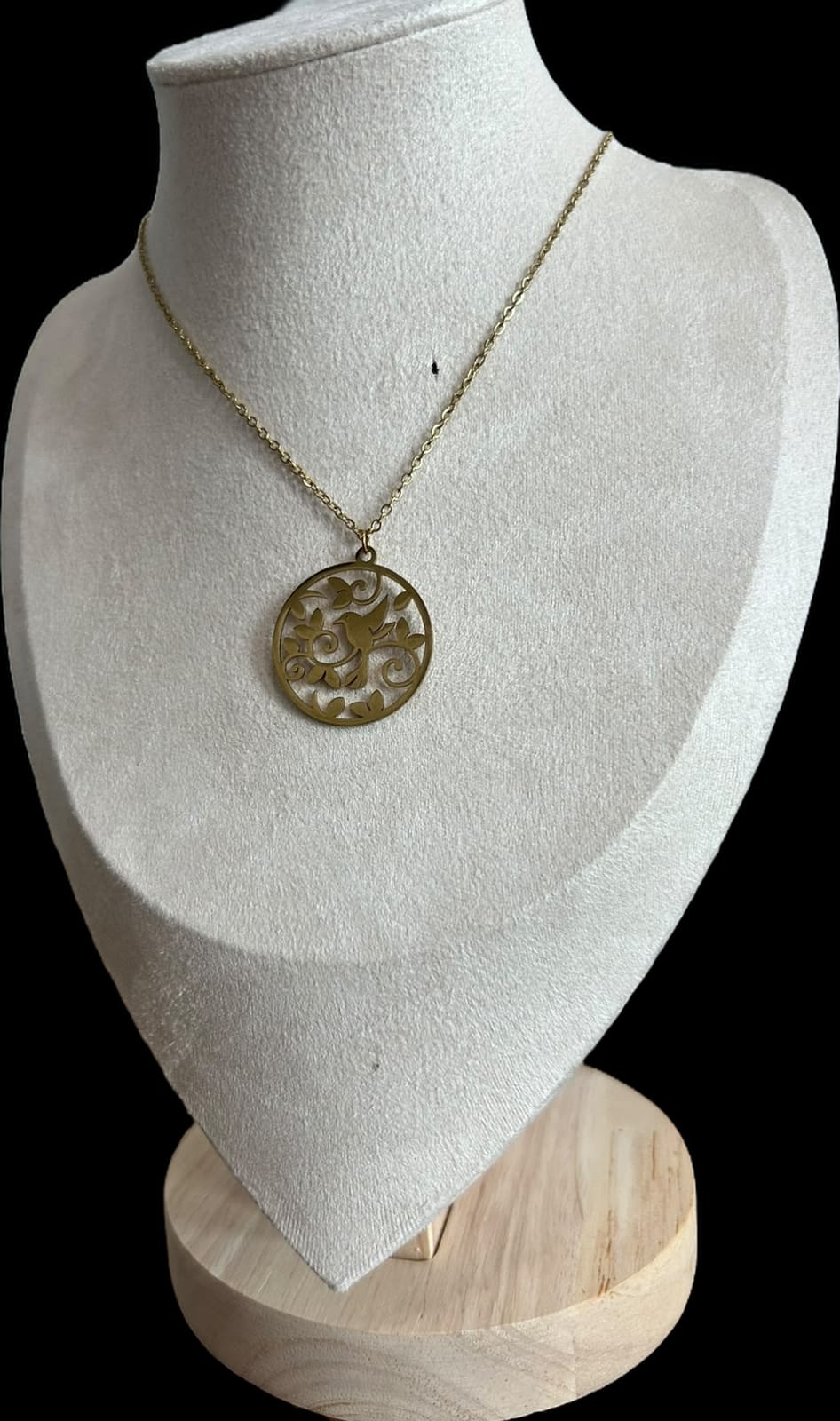 Collar redondo colibrí.oro