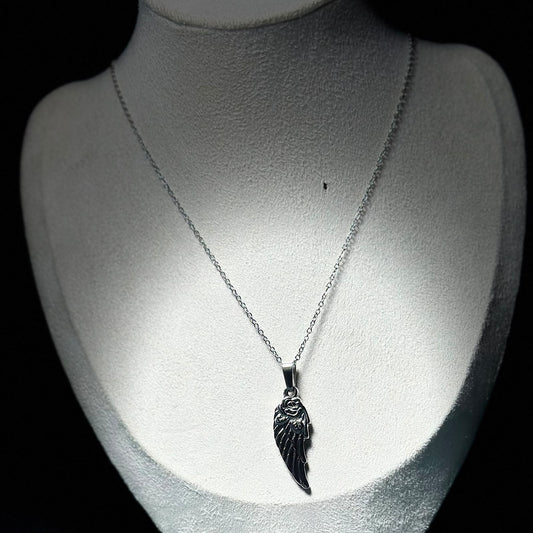 Collar con ala.plata
