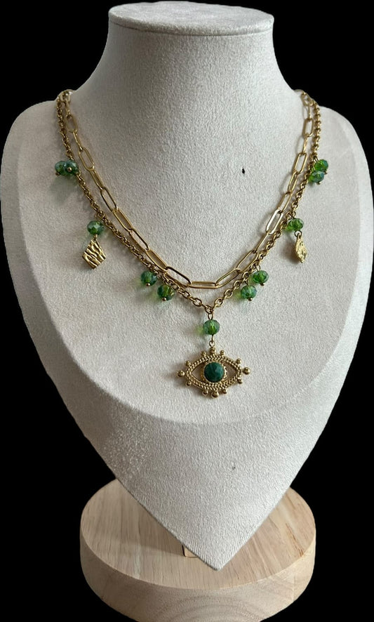 Collar doble, con piedras y ojo verde.oro