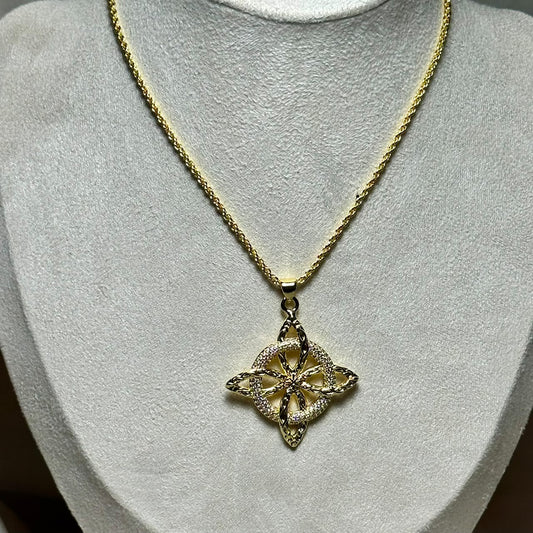 Collar nudo de bruja, cadena torsal.oro