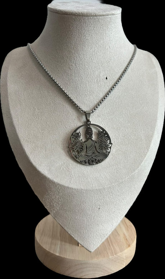 Collar redondo con buda.plata