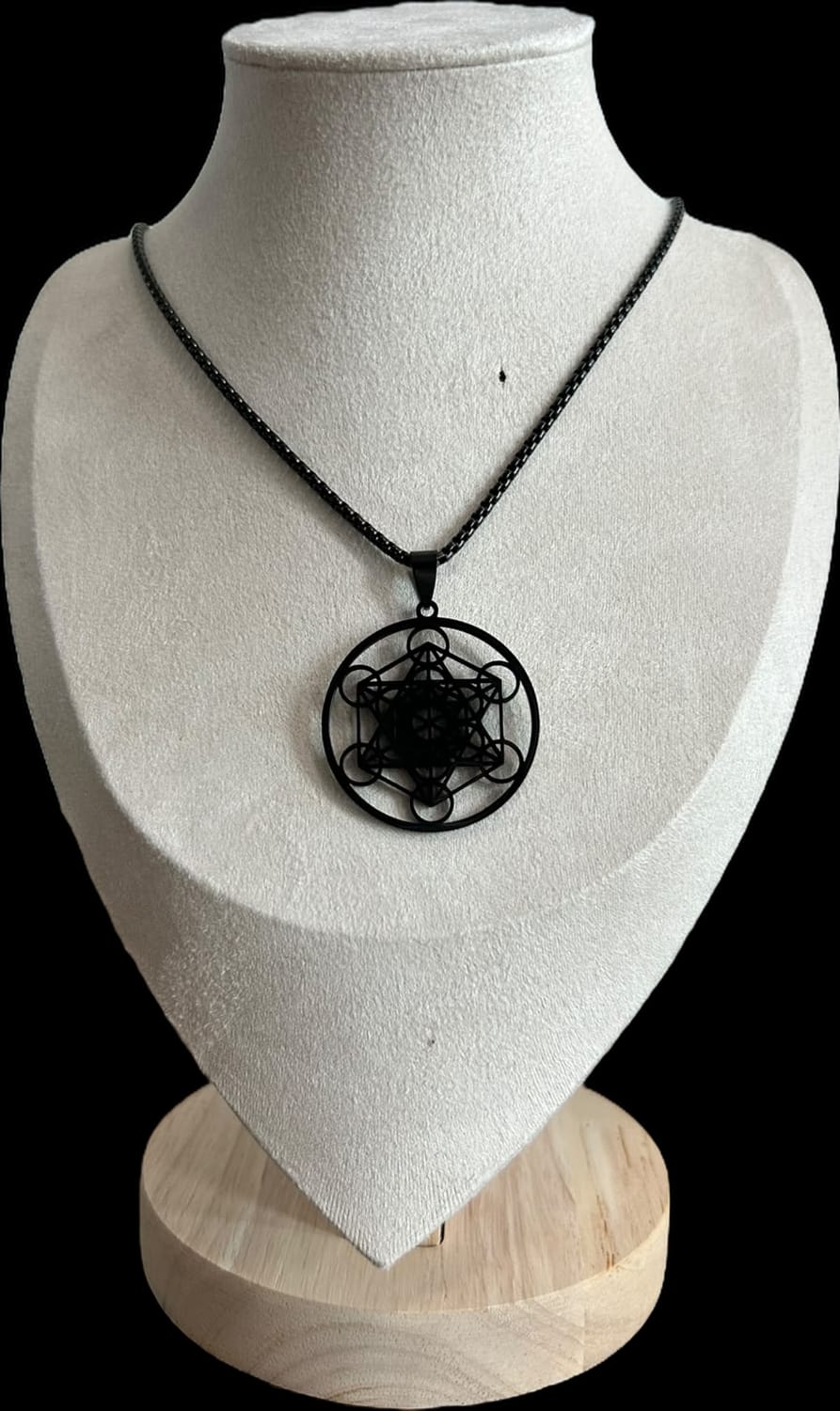 COLLAR METATRÓN.NEGRO