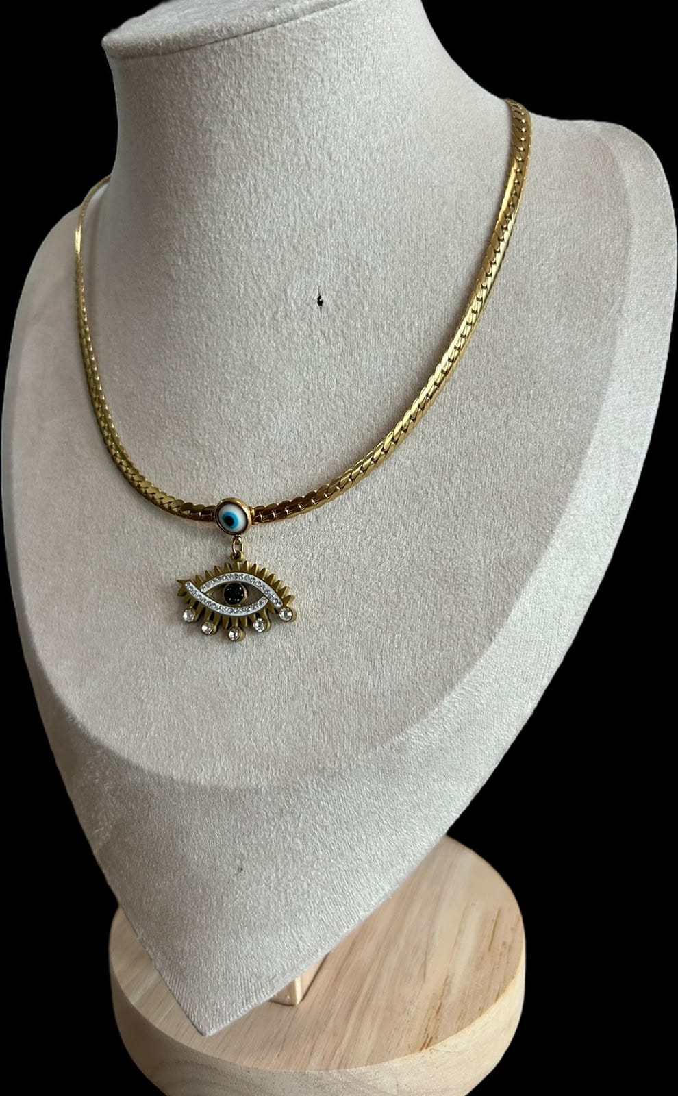 Gargantilla ojo turco.oro