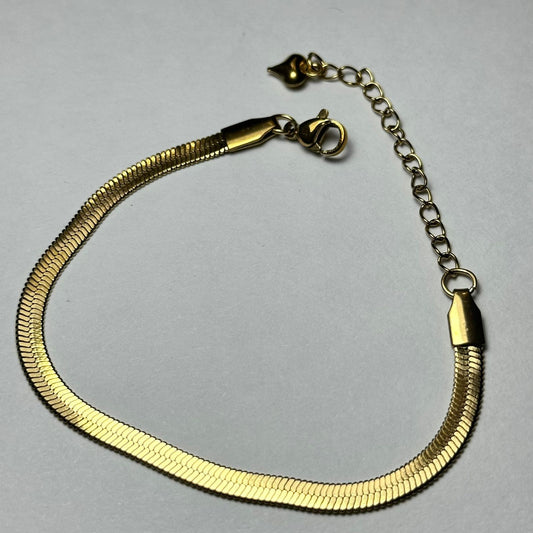 Pulsera plana.oro